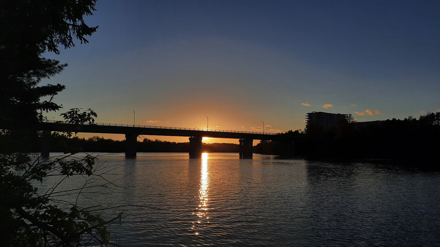 Coucher De Soleil Du 23 Mai 2021 (Vue P1)