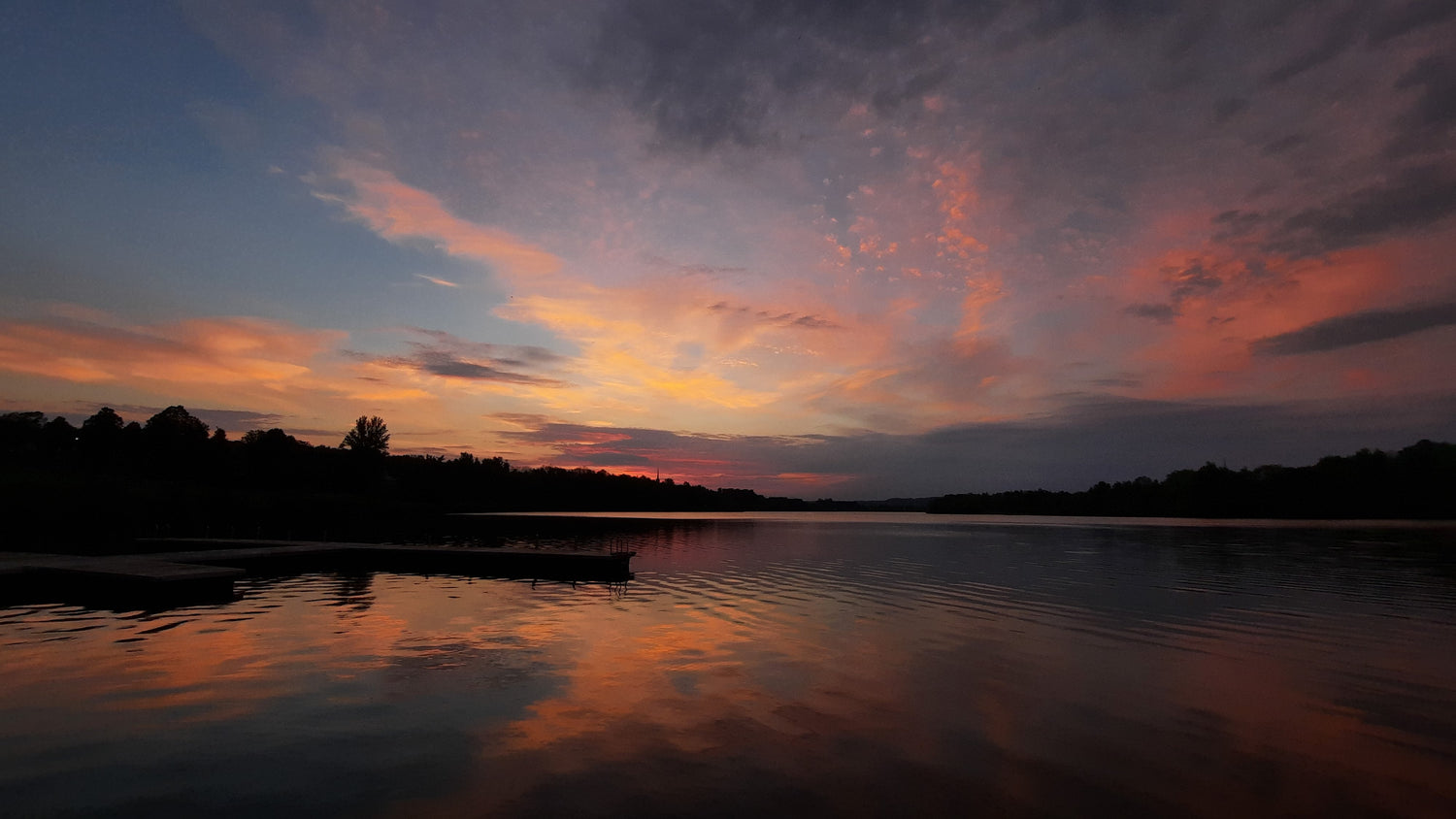 Lac Des Nations Aube Du 26 Mai 2021 (Vue Q1)