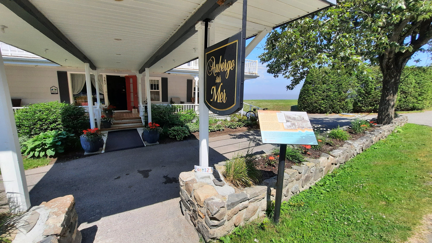 Auberge Sur Mer - À Notre-Dame-Du-Portage Le Fleuve St-Laurent 29 Juin 2021 (Jour 7) Cliquez Pour