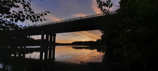 Aube Du 17 Août 2021 5H58 (Vue K1)  Pont Jacques Cartier De Sherbrooke Et Rivière Magog