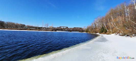 La Rivière Et Le Pont Noir 2022-03-10 (Vue 1)